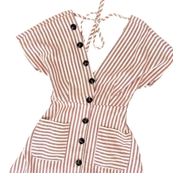 Moon River Red and Cream Stripe Button Front Mini Dress Size Medium - Picture 16 of 16